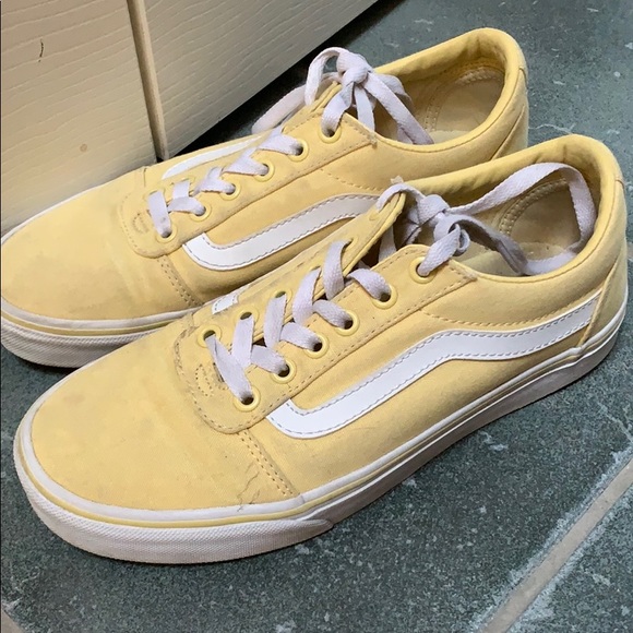 Vans Shoes - Old school yellow vans